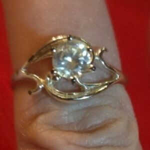 Elegant Silver Cz Ring with Crystal Accent Nwot Size 7 Stamped